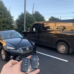 Locksmith Technicians