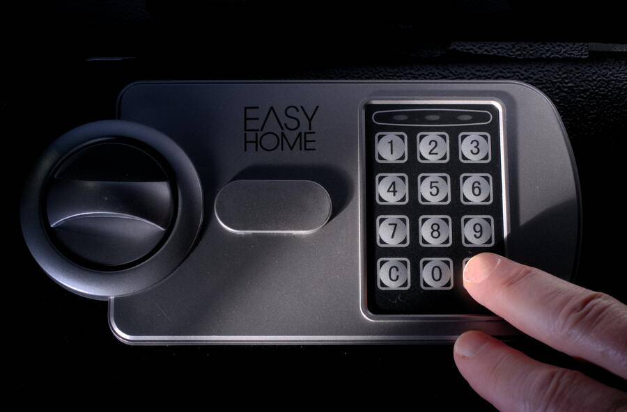 Going Digital with Commercial Safes