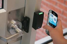 Pros and Cons of Keyless Entry Systems