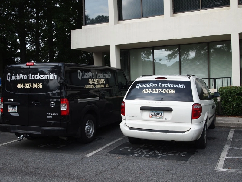 Moving Into a New Place? Here's Why the First Call Should Be to a Locksmith
