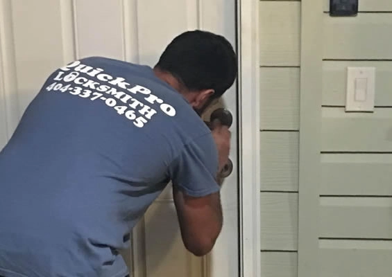 Locked Out? Here's What a Locksmith Can Do for You in Minutes