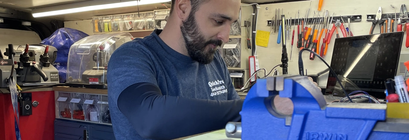 Key Replacement in Tucker